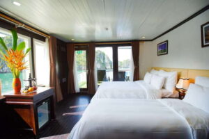 4-star Halong Paloma Cruise 2D1N Trip - Getting to Halong: what the timing means for you
