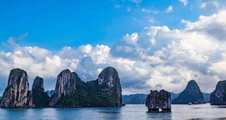 From Hanoi: Halong Bay Day Trip with Lunch and Transfers - The Hanoi-to-Halong Bay Drive: A Real 2.5 Hours of Road Time