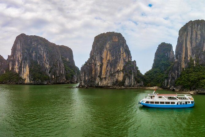 Ha Long Bay Six Hours Trip Kayaking & Swimming on Beach - Boarding at Tuan Chau Harbor: Lunch, Safety, and a Real Game Plan
