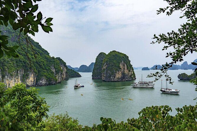 Halong Bay Cruises Luxury 1 Day Tours Included Meals and Pick up & Transfer - Getting from Hanoi: Old Quarter pickup and the reality of the ride