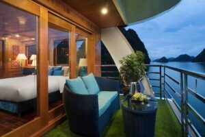 Halong Milalux 5 Star Cruise 2d1n,All inclusive,transfer - Getting from Hanoi to Tuan Chau without losing the day