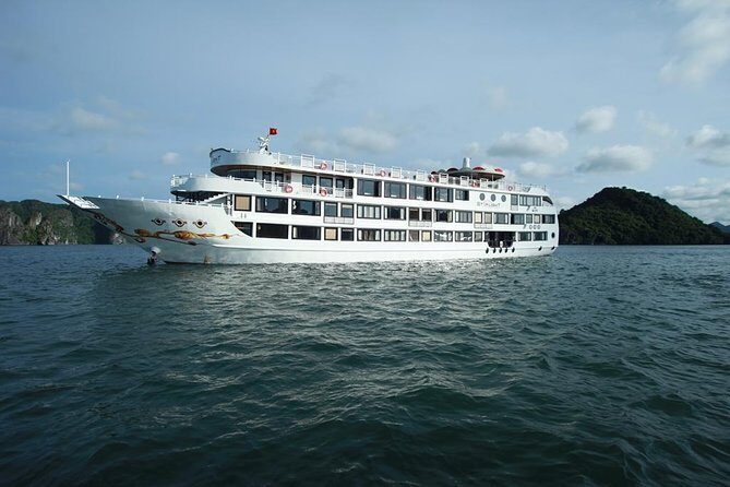 Overnight Halong Bay Cruise on the Starlight - Ti Top Island: Views, Beach Time, and a Quick Reality Check