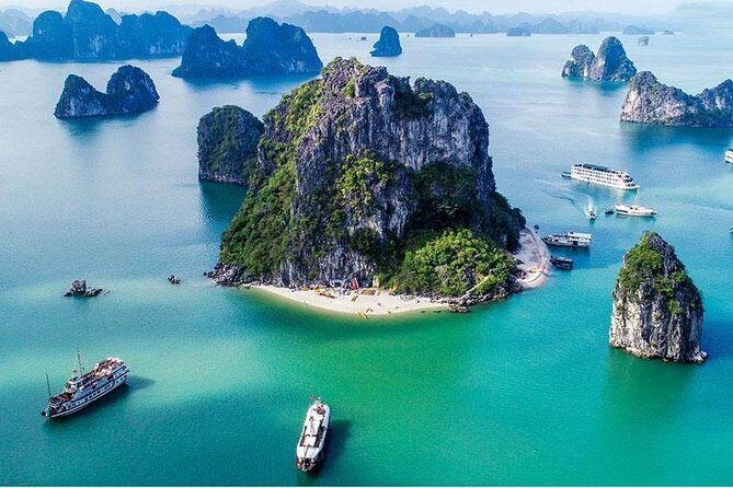Round-Trip Hanoi to Halong Private Vehicle Charter - Timing matters: departures throughout the day